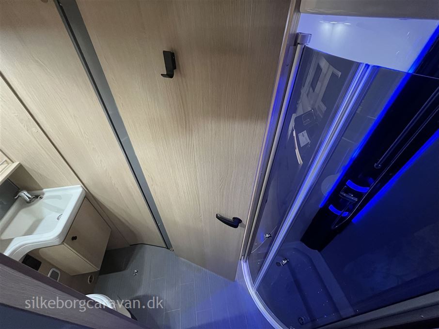 Autostar Premice I740 LC